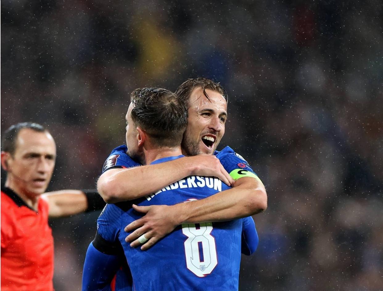 阿尔巴尼亚队在欧预赛中不遗余力，实力有增