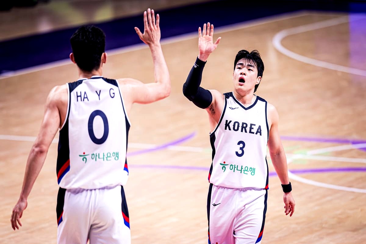 关于亚洲杯赛再现惊心动魄一幕，谁将夺冠？的信息