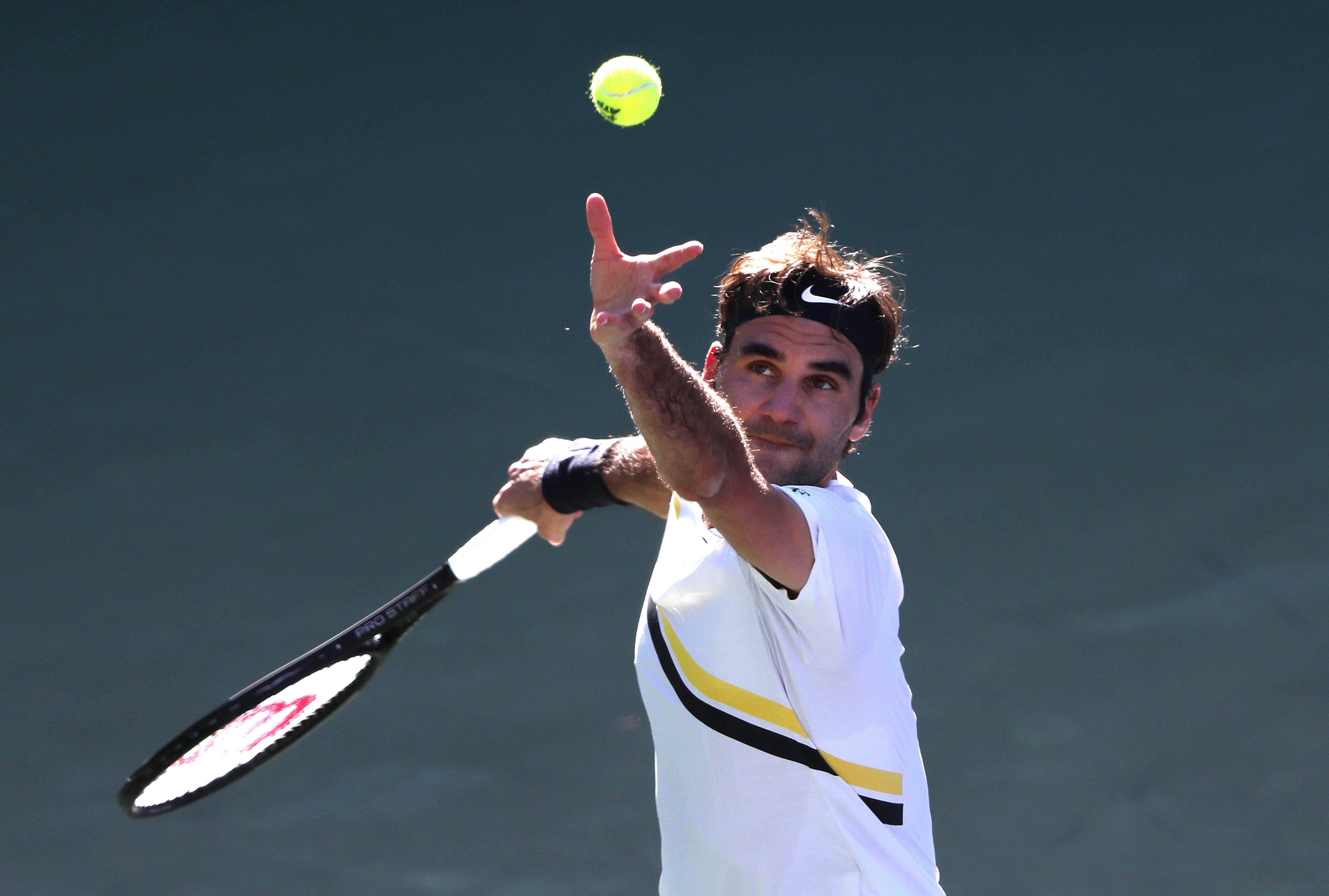 德国网球队绝杀英国网球队，费德勒绝境逆转的简单介绍