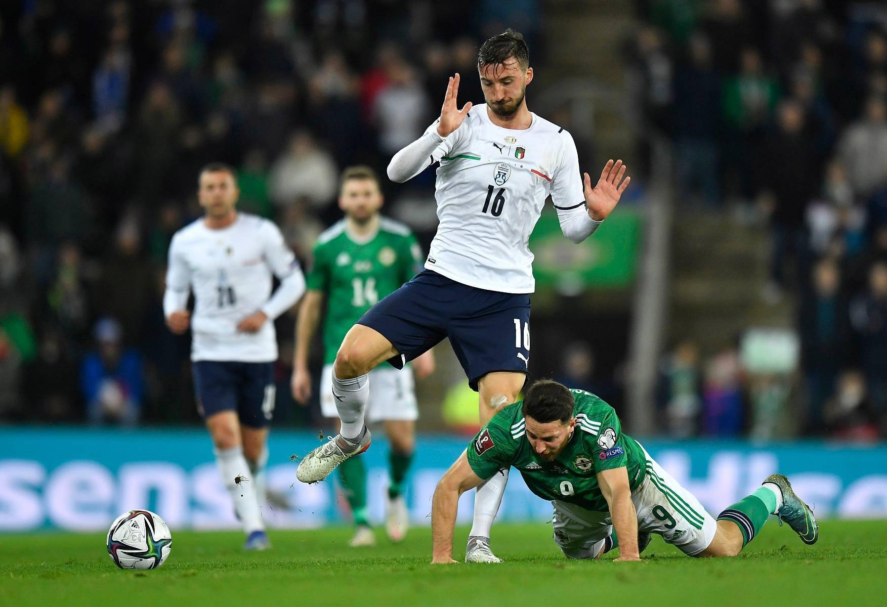 德国战平爱尔兰，小组领先优势缩小