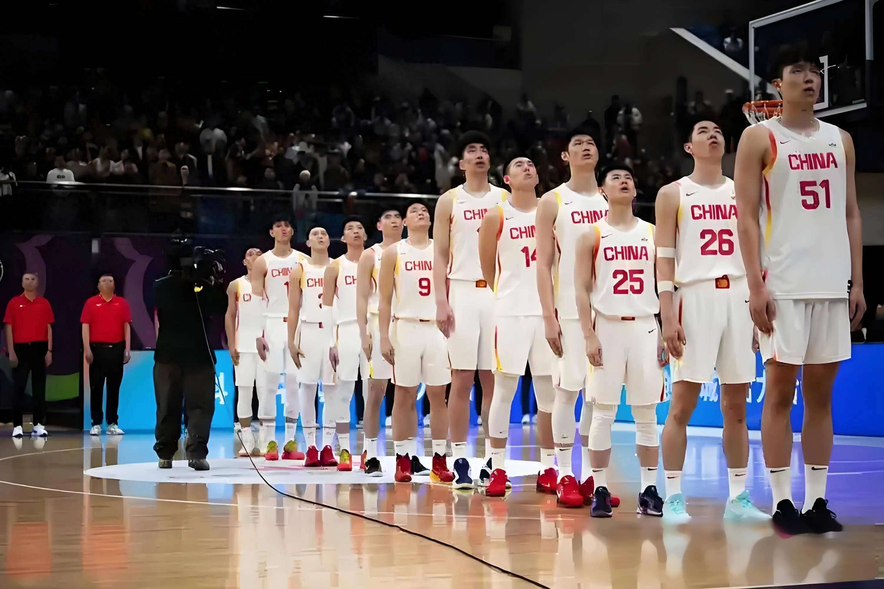 洛杉矶男篮在国内联赛上演精彩对决